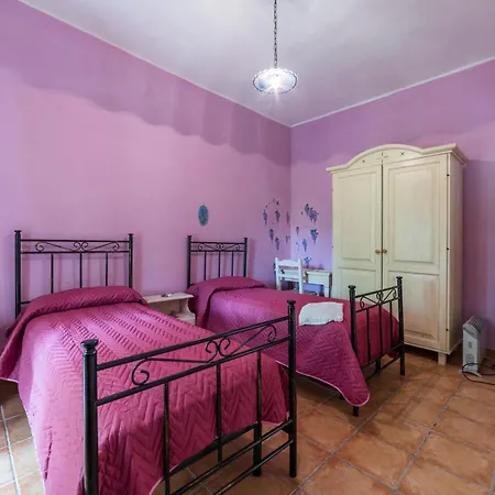 Araba Phoenix Country house Castellabate